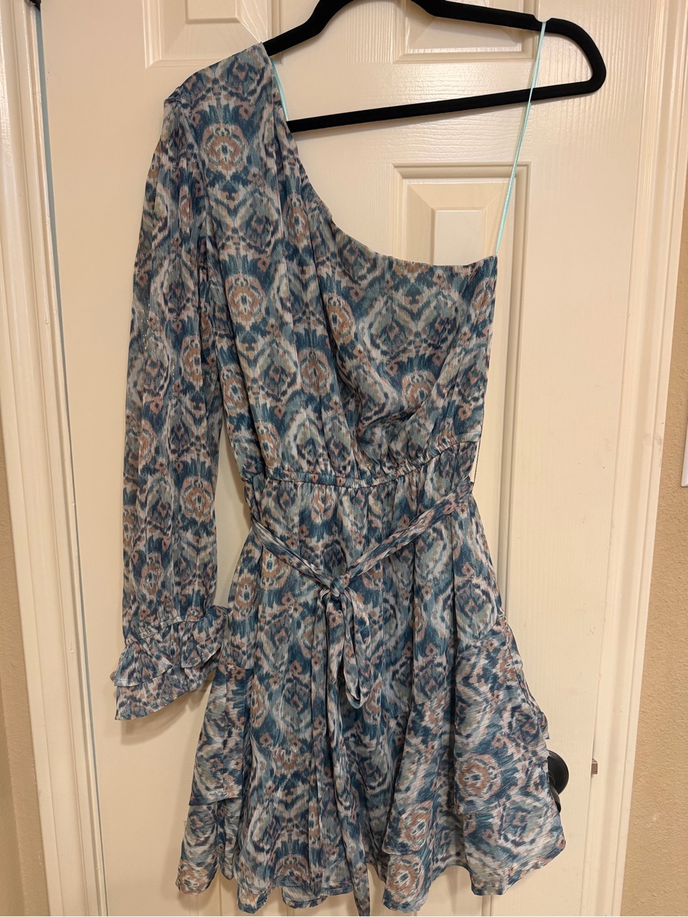 One-Shoulder Blue Patterned Dress with Waist Tie